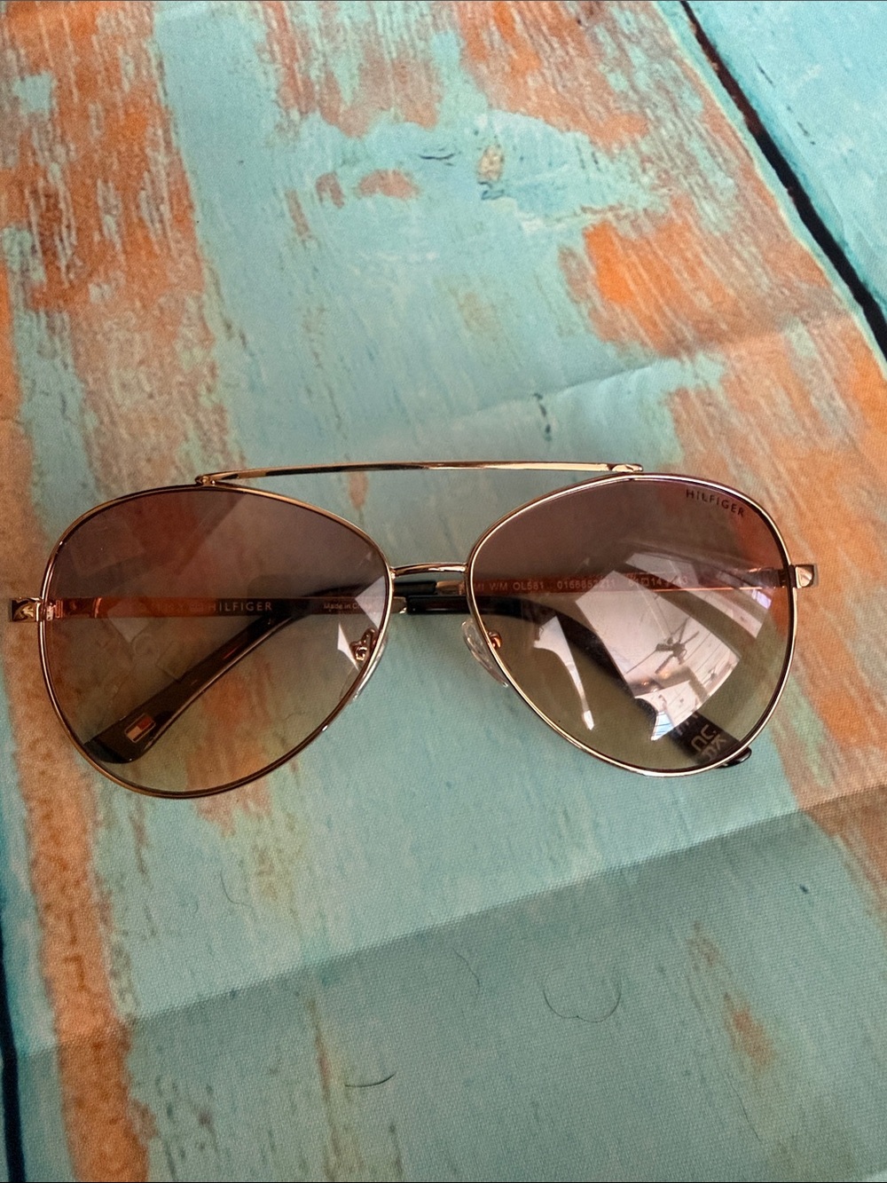 Tommy Hilfiger Gold Aviator Sunglasses with Brown Gradient Lenses